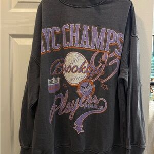 H&M Gray Graphic Sweatshirt